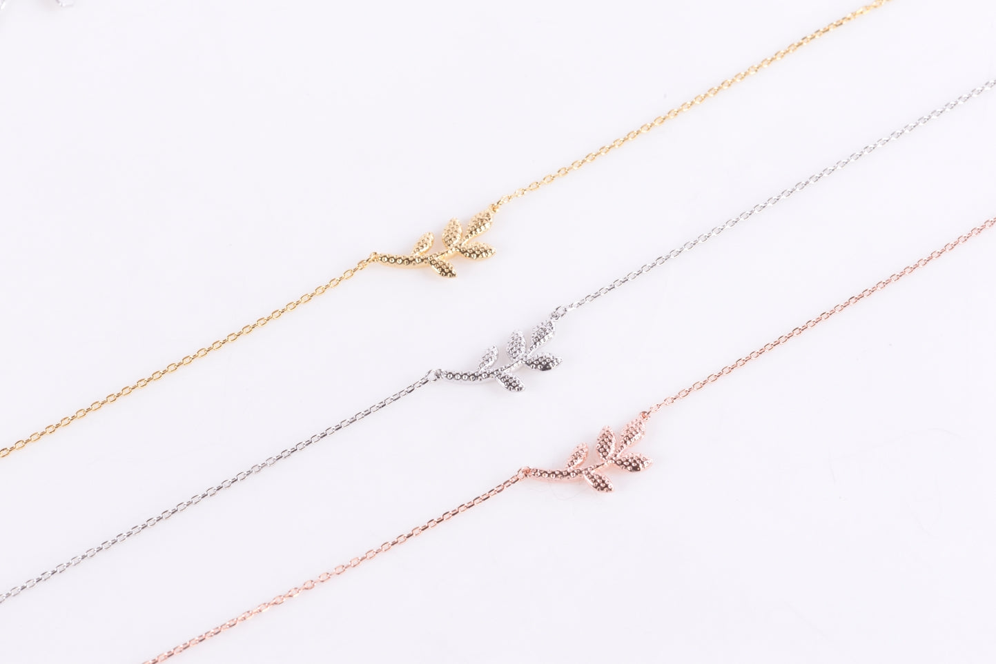 Olivia Leaf Necklace